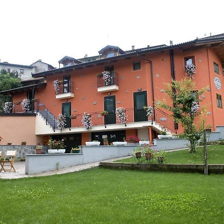 Al Pasche Bed & Breakfast Дронеро Екстериор снимка