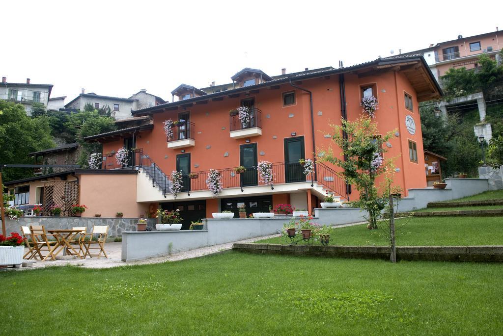 Al Pasche Bed & Breakfast Дронеро Екстериор снимка