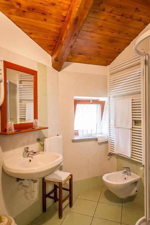 Al Pasche Bed & Breakfast Дронеро Стая снимка